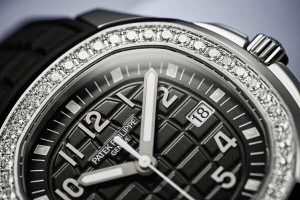 Buy Patek Philippe 5267/200A-001 Aquanaut Luce Stainless Steel Black Dial Diamond Bezel - Image 4