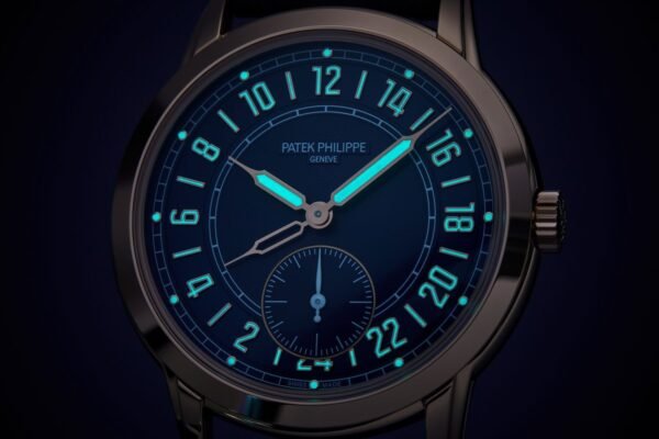 Buy Patek Philippe 5224R-001 Complications Calatrava 24-Hour Display Travel Time Rose Gold Blue Dial - Image 3