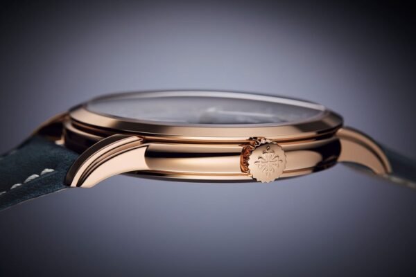 Buy Patek Philippe 5224R-001 Complications Calatrava 24-Hour Display Travel Time Rose Gold Blue Dial - Image 6