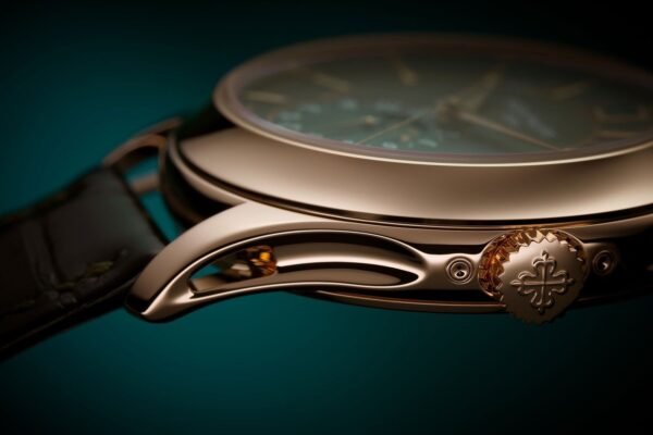 Buy Patek Philippe 5205R-011 Complications Annual Calendar Moon Phases Rose Gold Olive Green Dial - Image 5