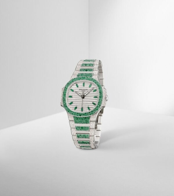 Buy Patek Philippe 7118/1453G-001 Nautilus Haute Joaillerie White Gold Set With Emeralds & Diamonds - BRAND NEW - Image 9