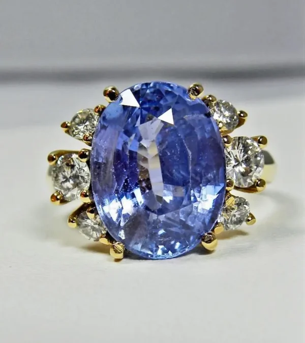10.80 Carat Certified Natural Unheated Blue Sapphire a - Image 3