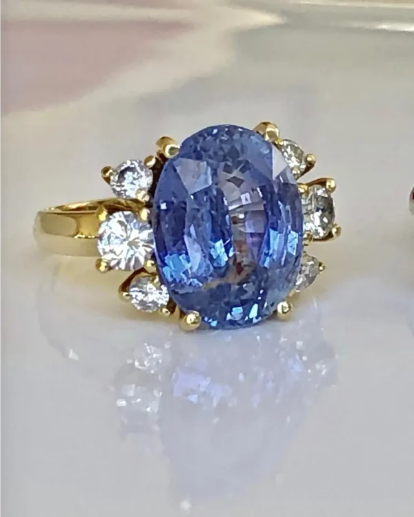 10.80 Carat Certified Natural Unheated Blue Sapphire a - Image 6