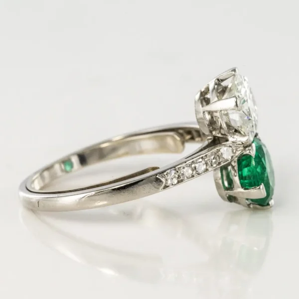 1930s French Platinum Art Deco Emerald Diamond "You and Me" Ring - Image 8