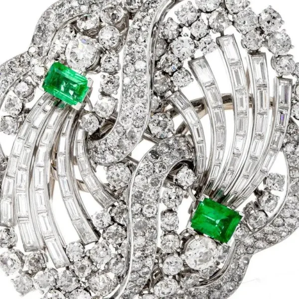 1960s Boucheron Paris Emerald Diamond Platinum Double Clip Brooch Pin - Image 3