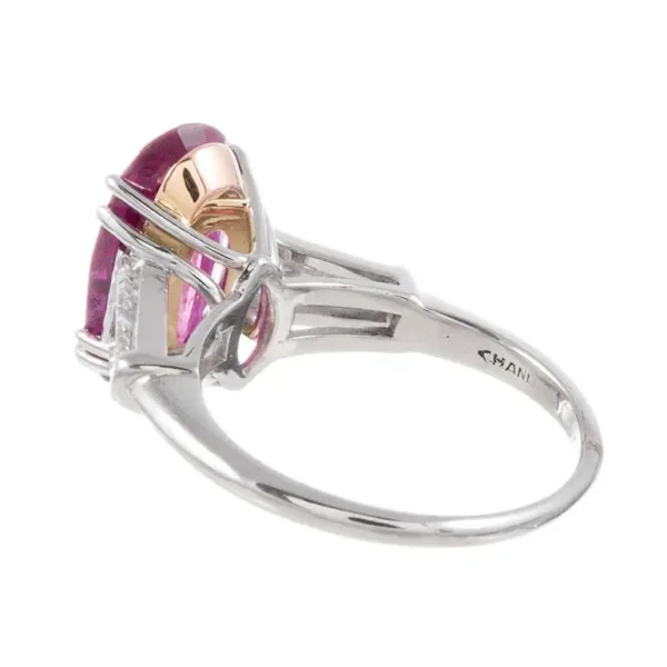 3.94 Carat Ruby and Baguette Diamond Ring - Image 3
