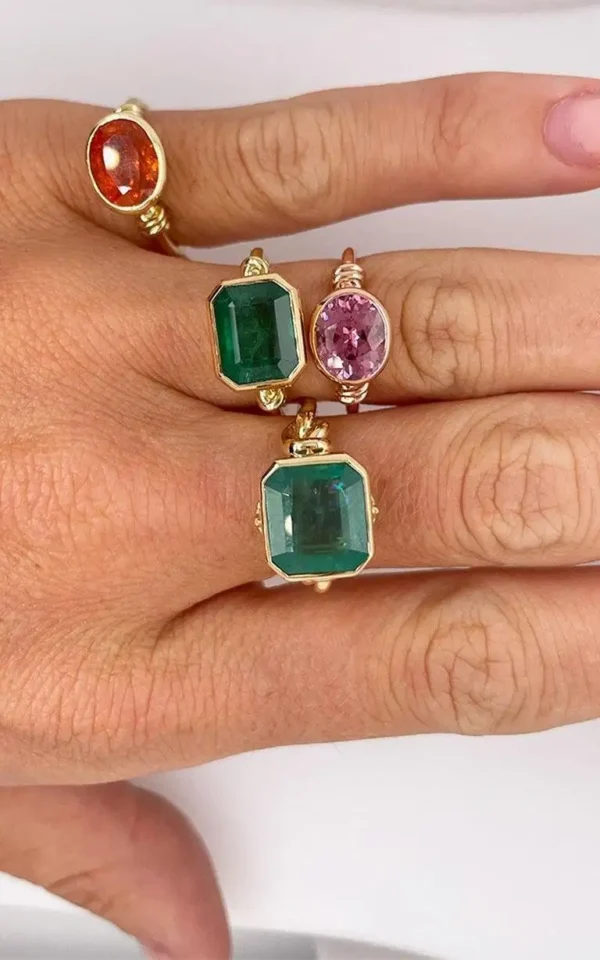 3ct Knot Emerald Ring in 18ct Yellow Gold - Image 5