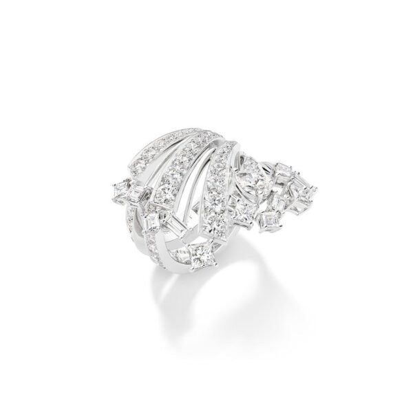 Buy Chaumet Déferlante Ring - White gold, diamonds