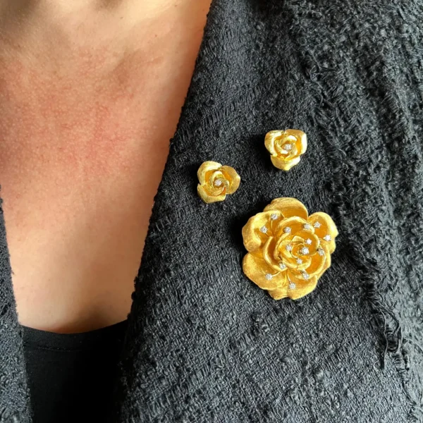 Cartier France 18K Gold Diamond Rose Flowering Brooch and Earrings Set - Image 11