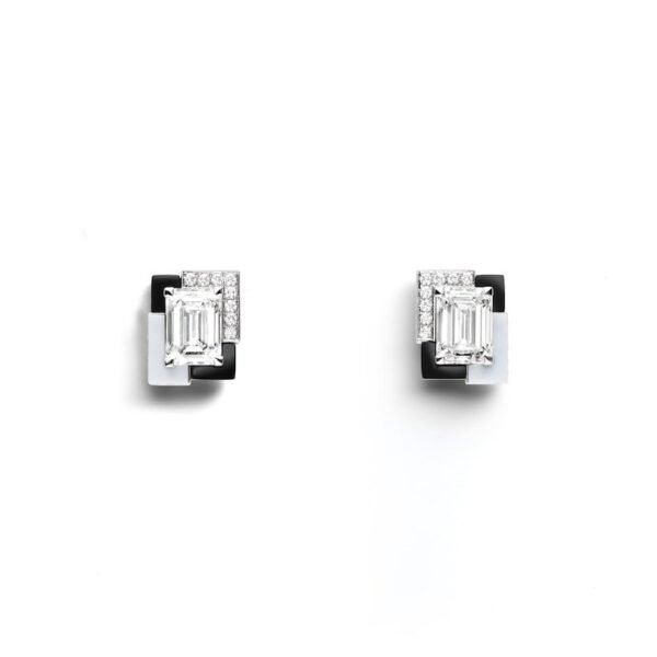 Chaumet Labyrinthe Earrings - White gold, white agate, onyx, diamonds