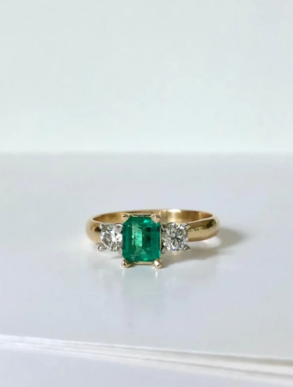 Colombian Emerald Diamond Three-Stone Engagement Ring 18 Karat - Image 2