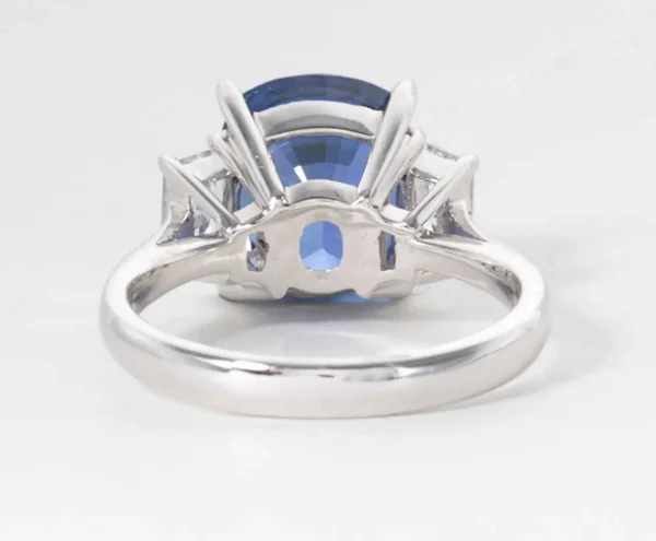 Cushion Cut Blue Sapphire Diamond Gold Ring GIA Certified 8.04 Carat - Image 4