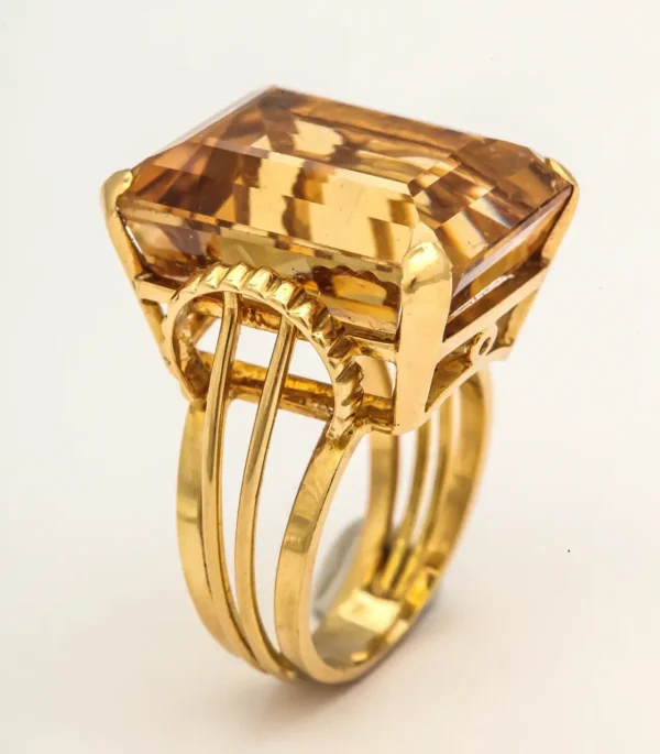 English Retro Citrine 18k Gold Cocktail Ring, 1950s