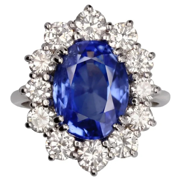 French 1960s No Heat 7.42 Carat Ceylon Sapphire Diamond White Gold Cluster Ring - Image 3