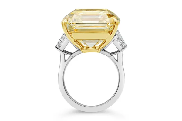 GIA Certified 30.02 Carat Fancy Intense Yellow Diamond Three-Stone Ring - Image 4