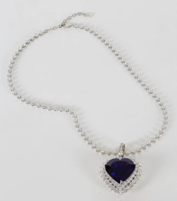 Heart Shape Tanzanite Diamond Pendant Rare 49.27 Carat - Image 2
