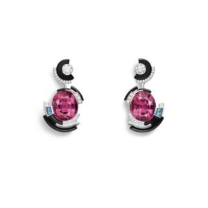 Labyrinthe Earrings For Sale - White gold, onyx, rubellites, diamonds
