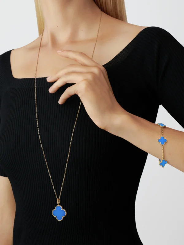 Buy 1 motif Magic Alhambra long necklace - Image 5