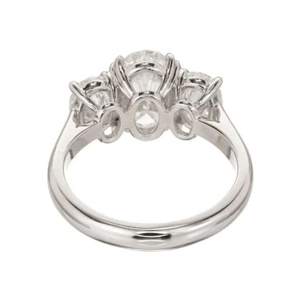 Peter Suchy 2.01 Carat Oval Diamond Platinum Three-Stone Engagement Ring - Image 6