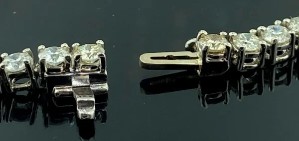 Platinum 32.10 Carat Total Diamond Riviera Necklace - Image 7