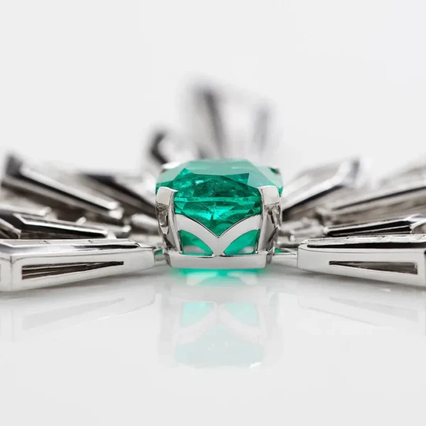 Stephen Webster Dynamite Damage is Already Done Diamond and Emerald Necklace - Image 4