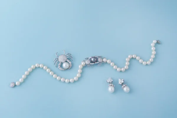 Tiffany & Co. Tahitian Pearl and Diamond Crab Necklace - Image 6
