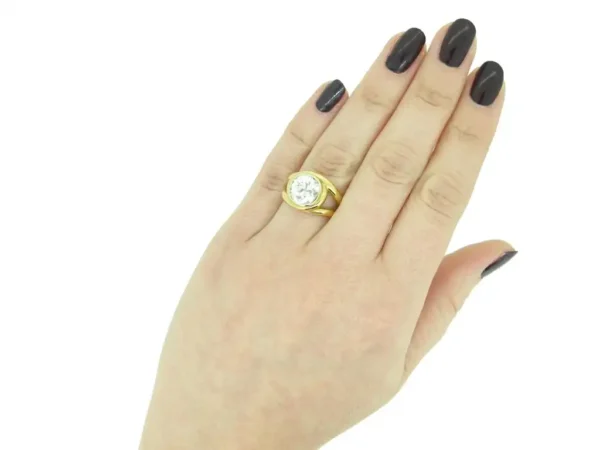 Vintage Solitaire Cushion Shape Old Mine Diamond Ring, French, circa 1950 - Image 5