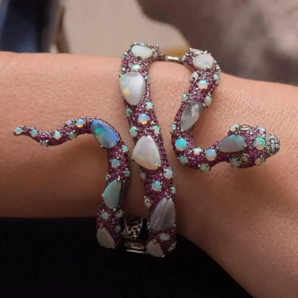 Wendy Yue 8.60 Carat Ruby and 16.05 Carat Opal Serpent 18 Karat Gold Cuff - Image 2